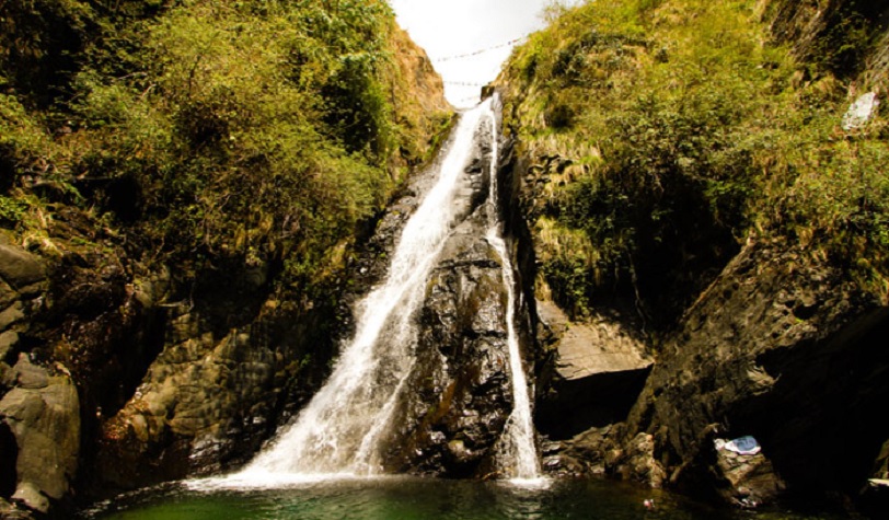 Bhagsunag waterfalls
